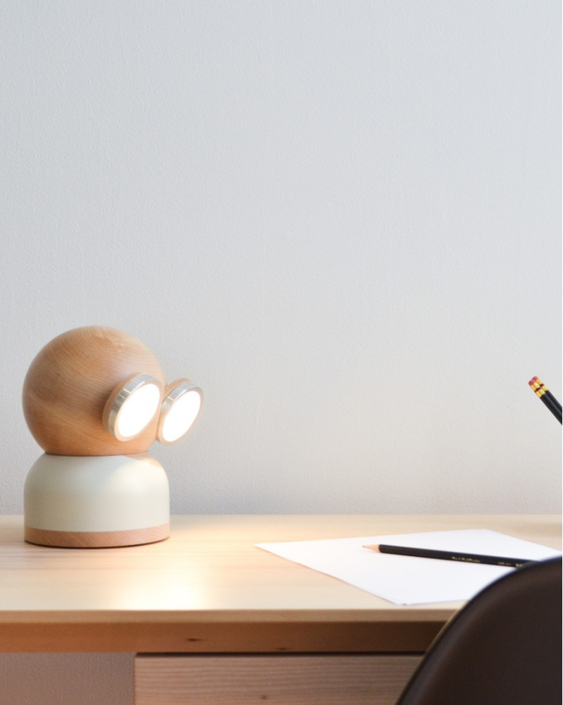 Mr. watt goggle lamp:detachable head, rechargeable battery, and touch-sensitive dimmer for whimsical elegance