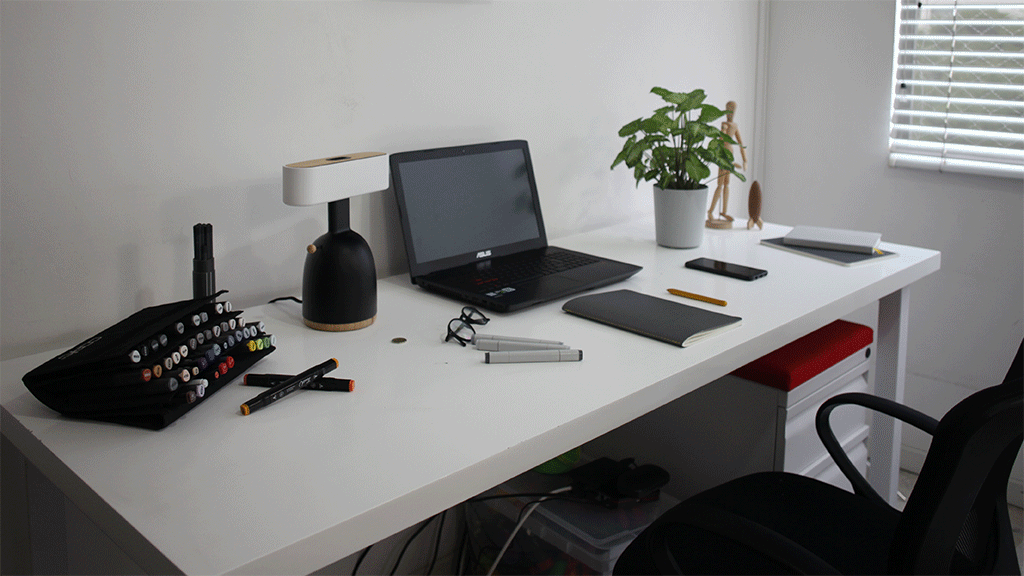 CoinLamp Dina - Energy-Efficient LED Lamp & Savings Bank